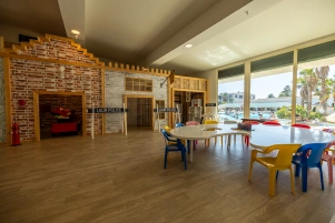 LAUR HOTELS - 14