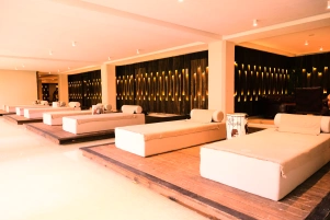 LAUR HOTELS - 4